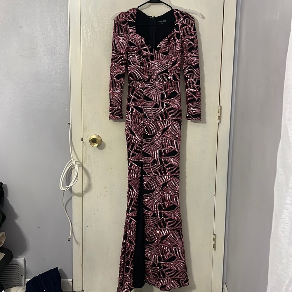 Sexy Fashion Nova dress. Size small. Black with pink sequence.